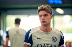 竞彩足球-官方：国米中场扎莱夫斯基转会亚特兰大