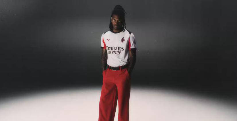 AC米兰202526赛季全新客场球衣荣耀回归