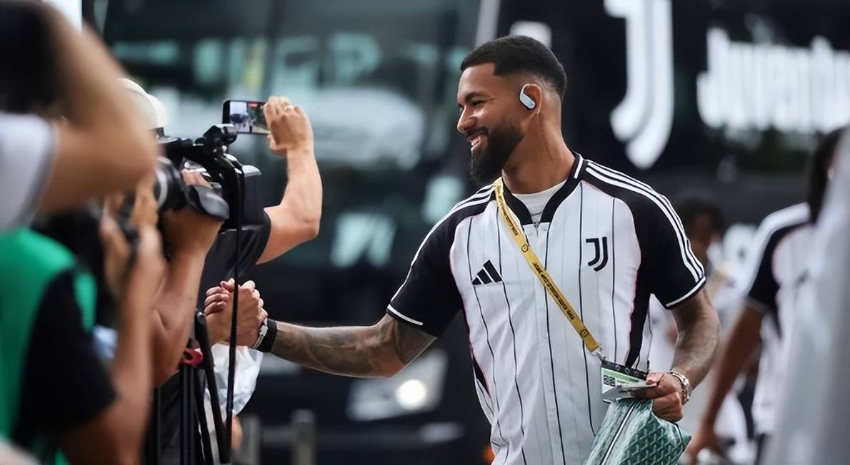 道格拉斯·路易斯：尤文图斯的昂贵转会教训