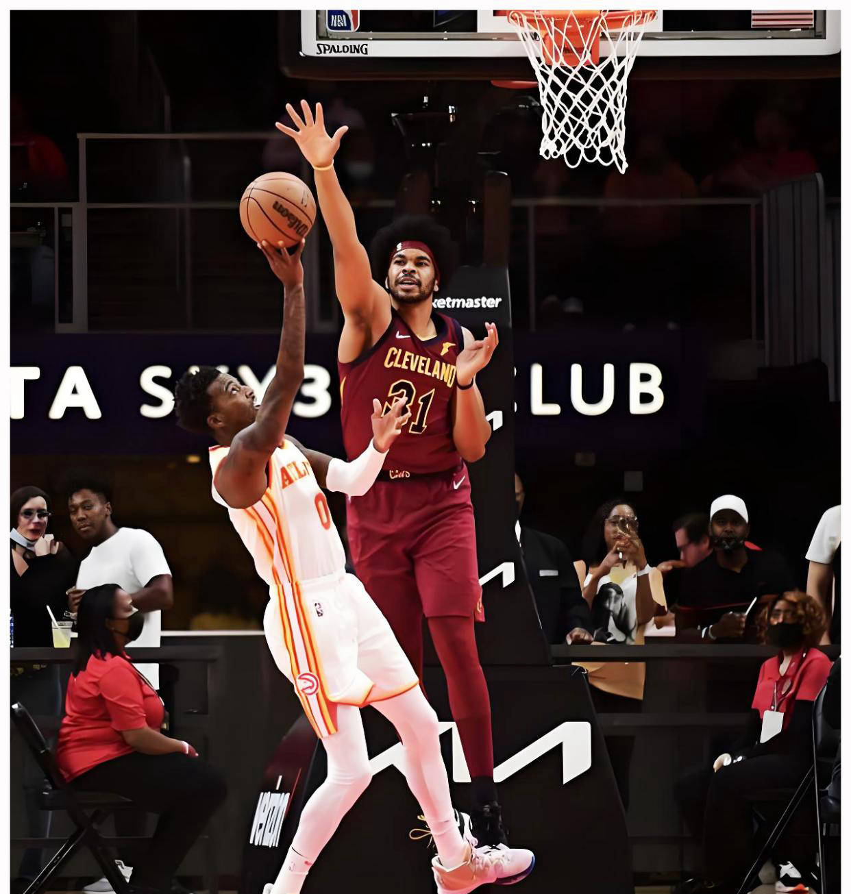 湖人4年11亿争取中锋，能有效防守约基奇与东契奇挡拆