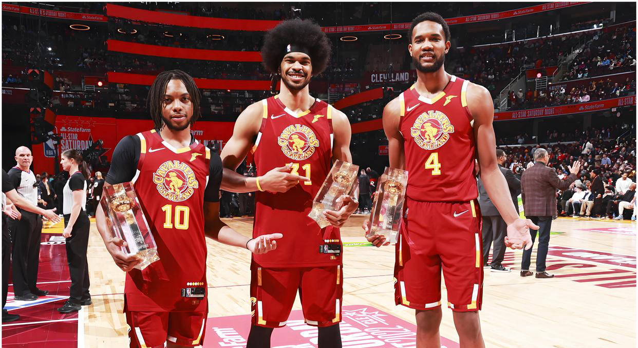 湖人4年11亿争取中锋，能有效防守约基奇与东契奇挡拆