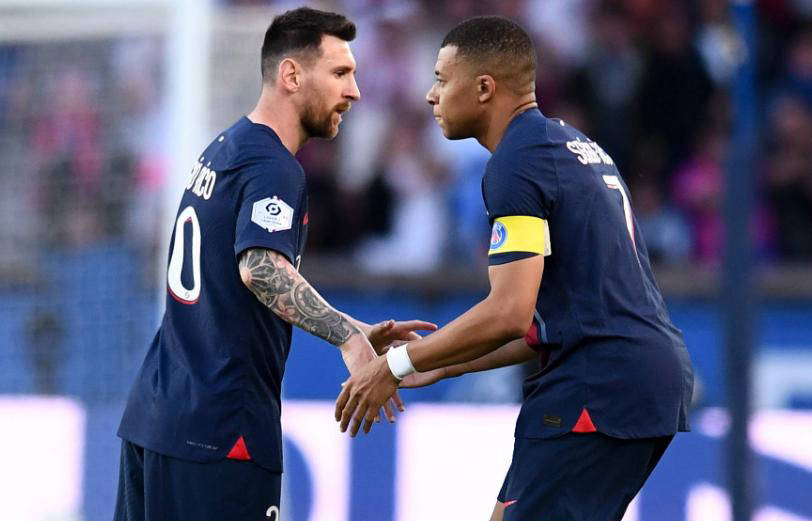 姆巴佩引爆争议，承认梅西是球王！