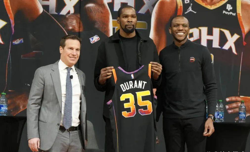 NBA太阳队迎来新主帅，老板学弟出任