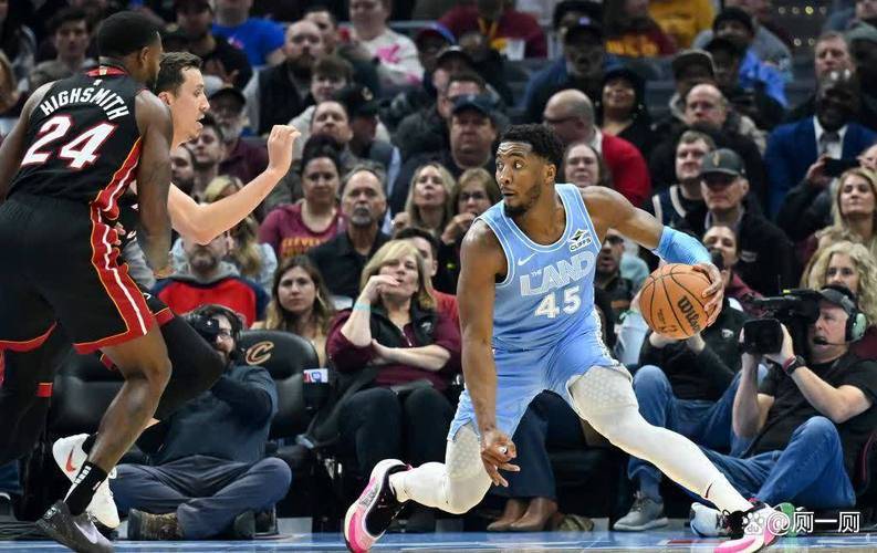 热火爆冷击败76人，阿德巴约开云防守端统治力十足