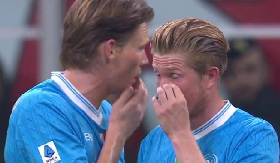 2-1逆转!AC米兰终结那不勒斯不败,净胜球优势暂登顶意甲