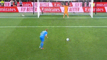 2-1逆转!AC米兰终结那不勒斯不败,净胜球优势暂登顶意甲