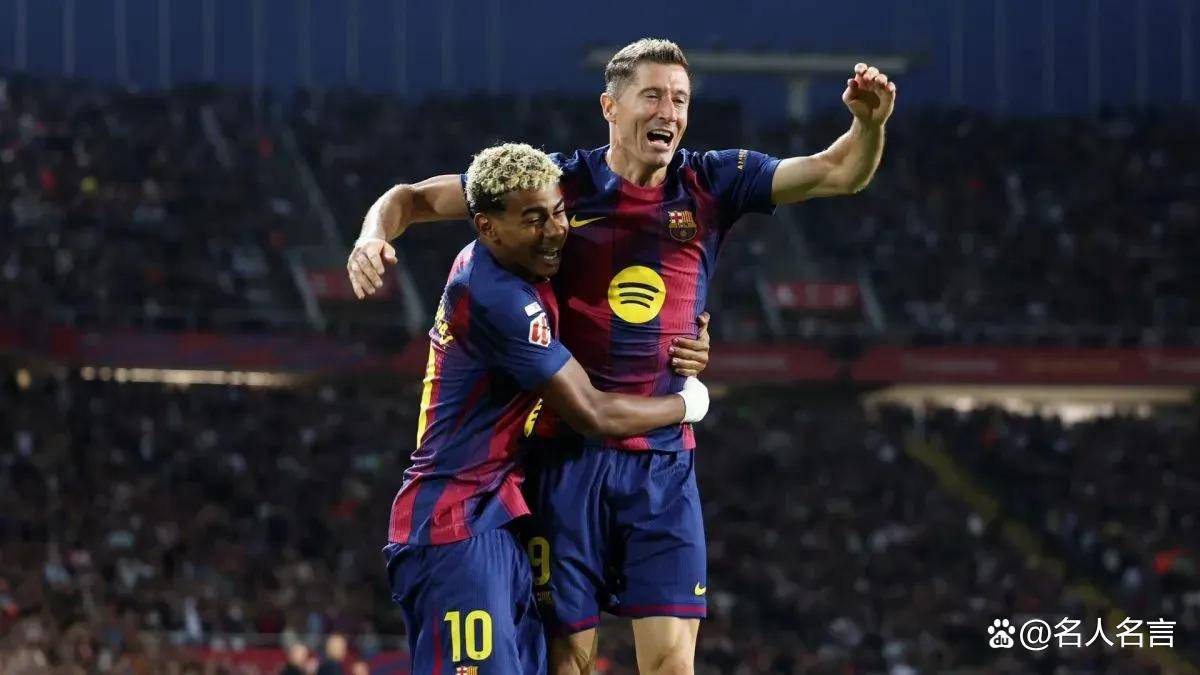 莱万转会升温：AC米兰还是沙特？