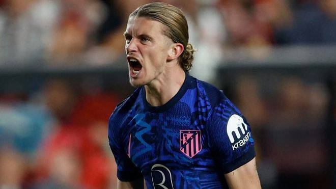 罗马诺实锤！曼联2026中场引援锁定目标，两大优势成关键