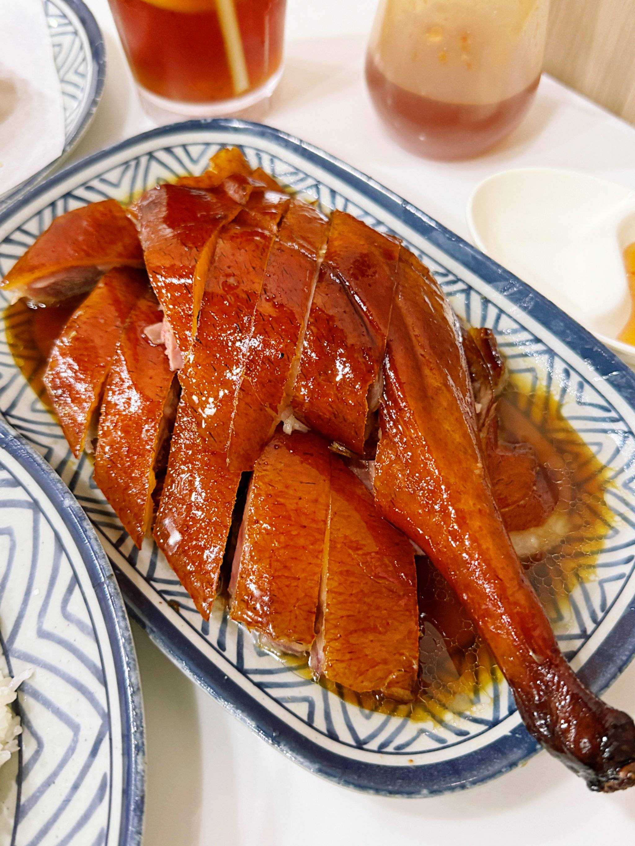 香港著名的美食都有哪些，香港著名的取名大师有哪些