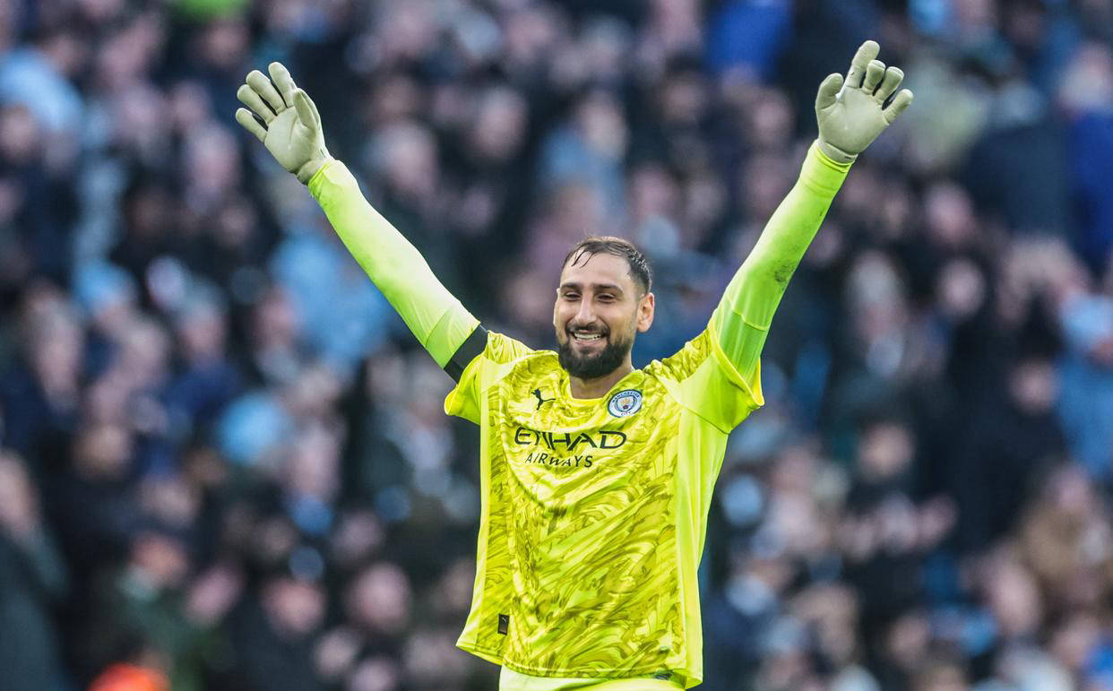 曼联击败后，曼城门将多纳鲁马表现抢眼