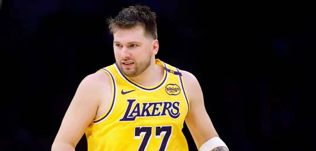 卢卡·东契奇在欧洲杯中表现抢眼 斯洛文尼亚止步八强