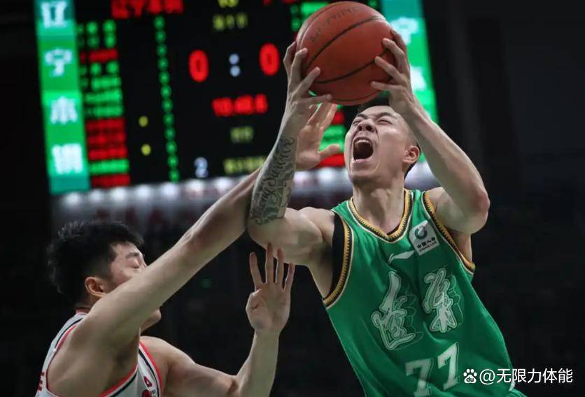 上海男篮该退货了!张镇麟二番战原形毕露,14分钟全数据挂零